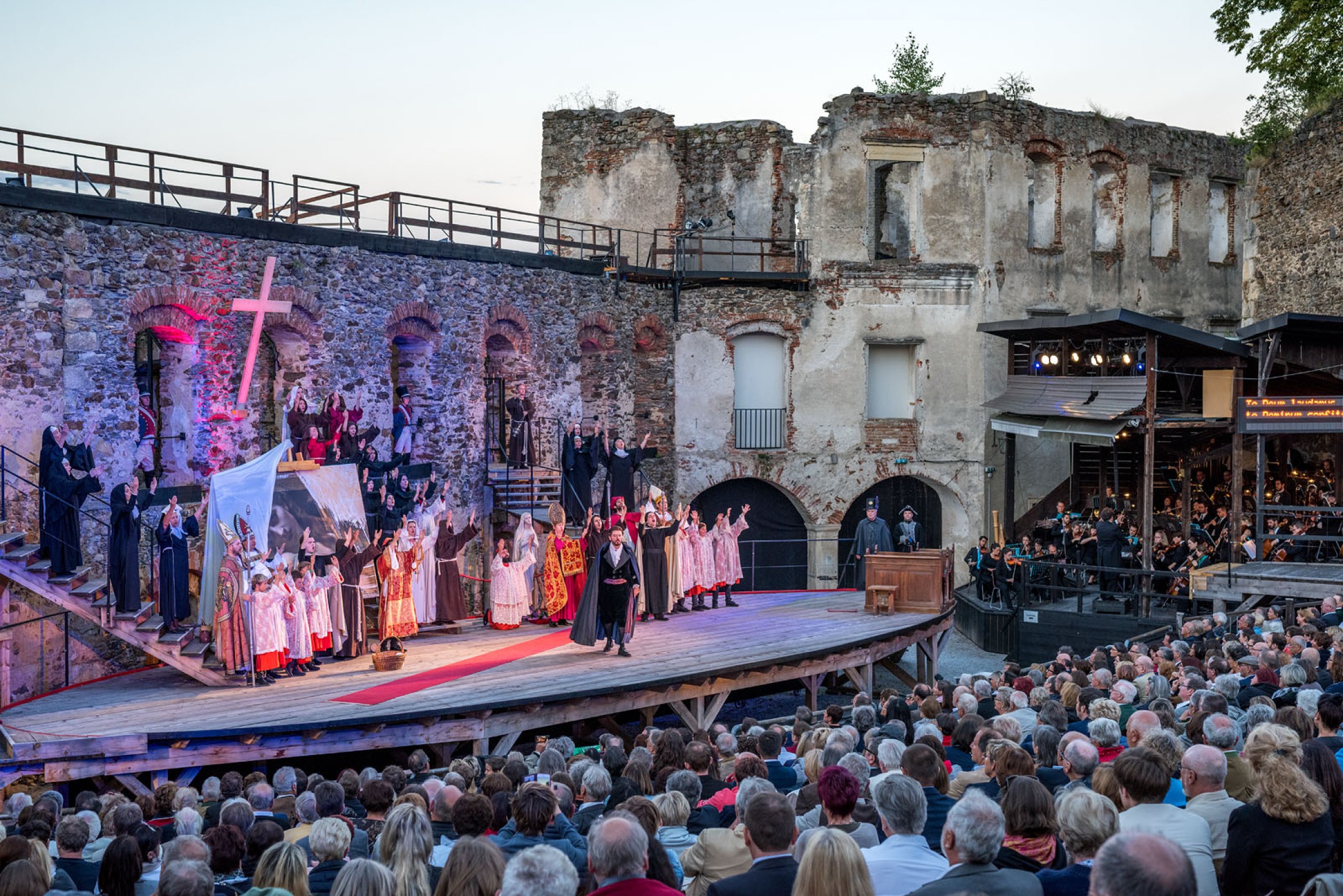 Premiere der Tosca auf der Burg Gars